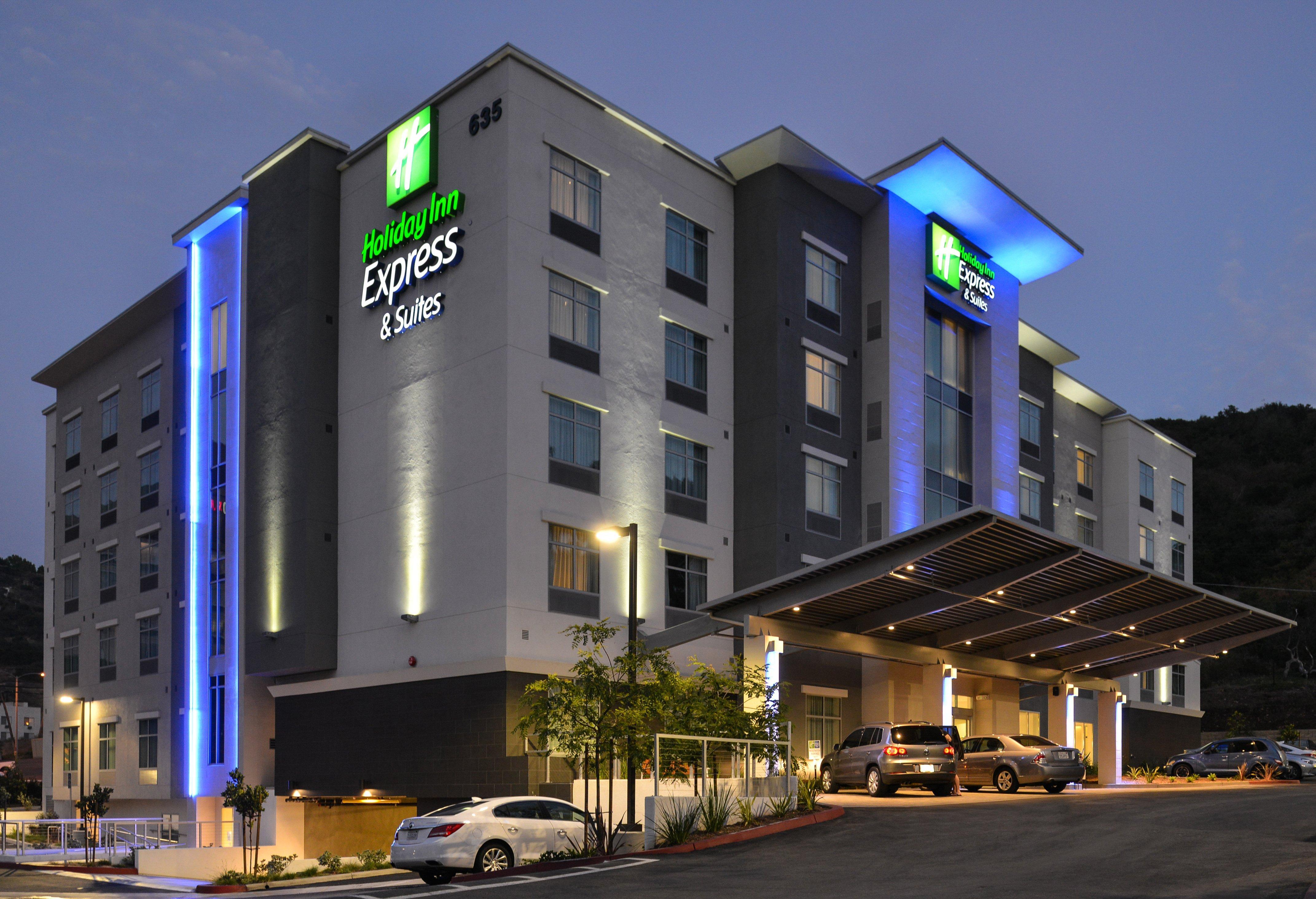Holiday Inn Express & Suites San Diego - Mission Valley, An Ihg Hotel Exterior foto